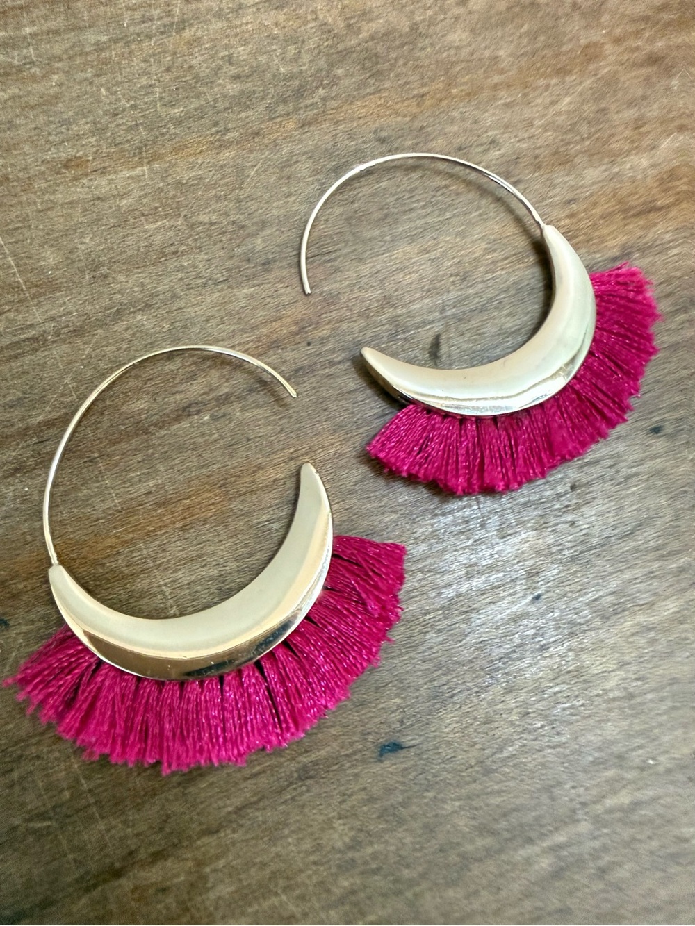 Gold Tone Hoop Earrings Hot Pink Tassel Fringe Statement Boho Festival